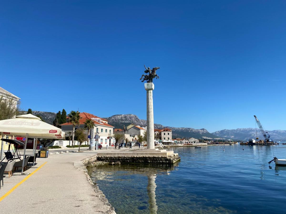 Sunny Apartment By The Beach Kaštel Štafilić Exteriér fotografie