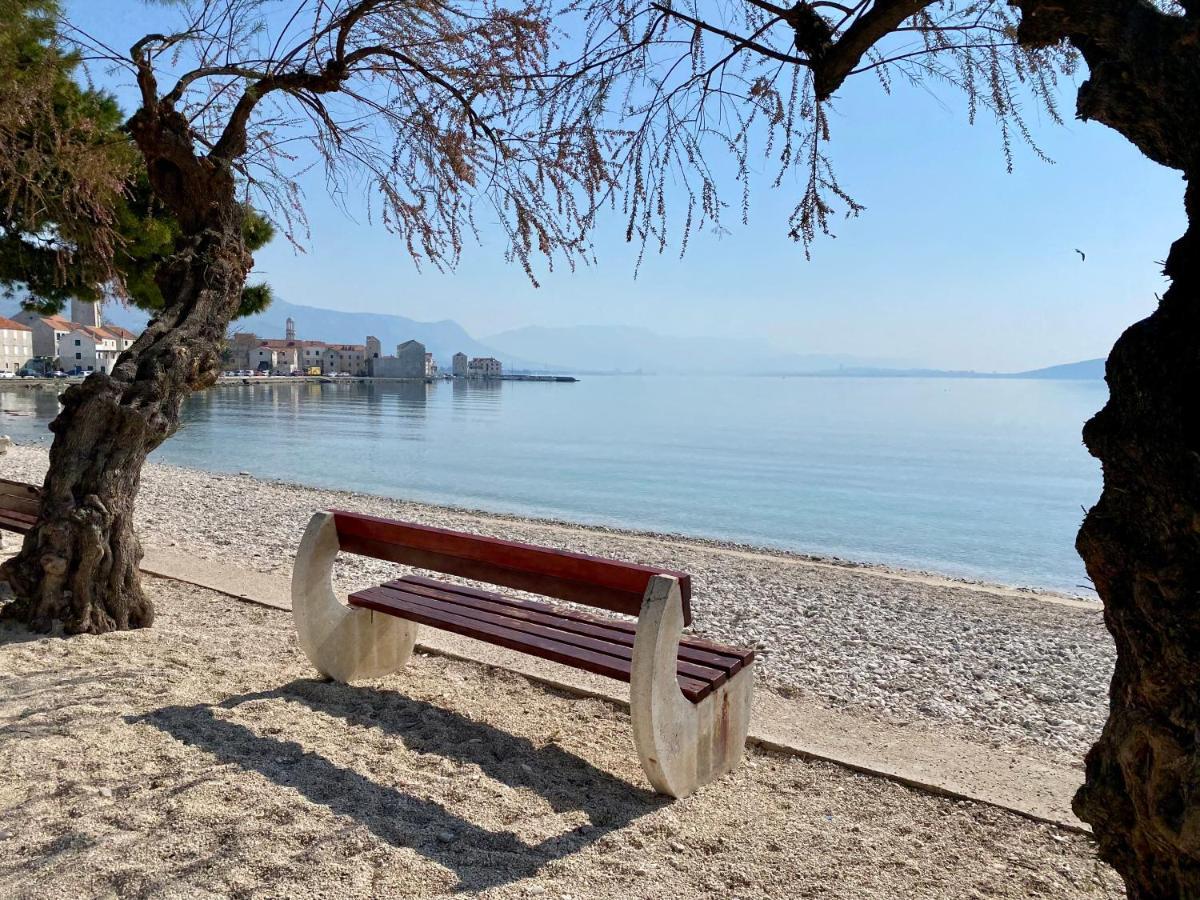 Sunny Apartment By The Beach Kaštel Štafilić Exteriér fotografie